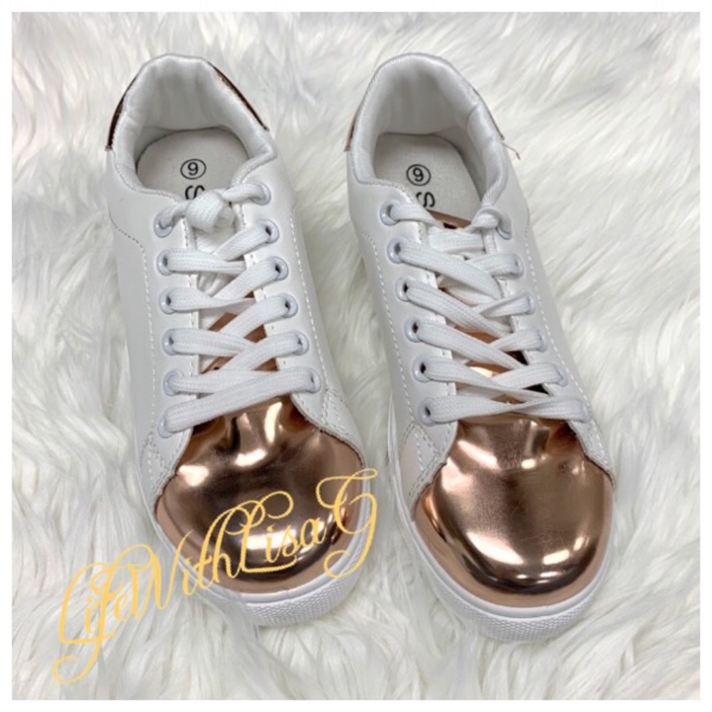 ✨HOST PICK✨ White/Metallic Sneaker - Picture 6 of 7